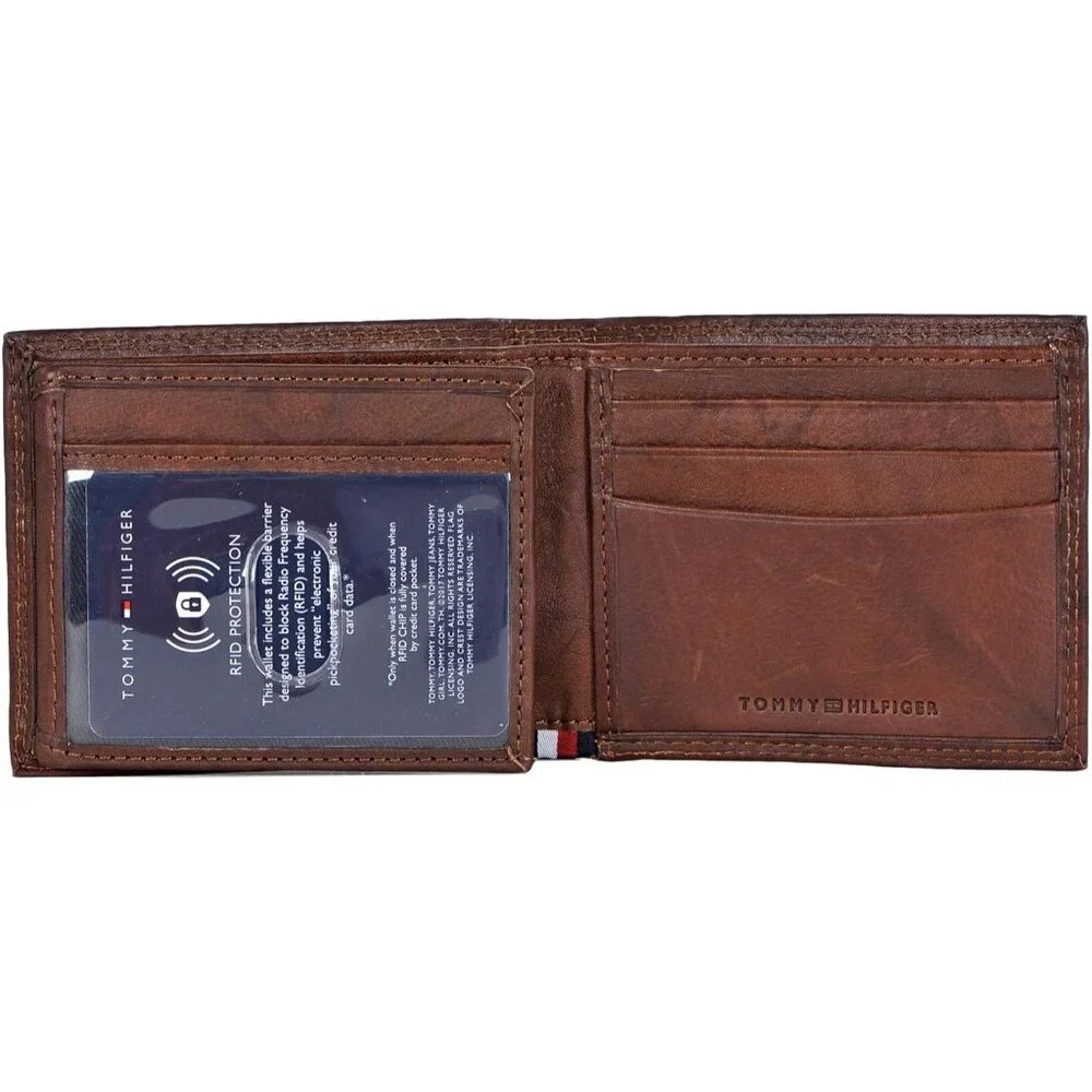 Tommy Hilfiger Men's Classic Logo Style Passcase Bifold Wallet with Card Slots